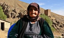 117 yaşındaki Muteber Nine korona virüsü yenmeyi başardı