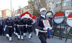 Bir babanın en acı anı! Şehit oğlunun cenaze namazını kıldırdı