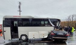 Tekirdağ'da feci kaza: 2 ölü, 15 yaralı