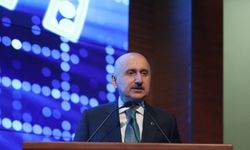 Bakan Karaismailoğlu, haberleşme sektörünün üçüncü çeyrekte yüzde 19 büyüdüğünü duyurdu