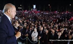 Cumhurbaşkanı Erdoğan'dan balkon konuşması! '85 milyonun tamamı kazanmıştır'