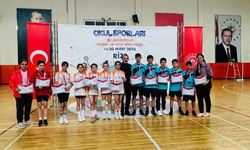 Kars'ta Badminton takımlarından tarihi başarı