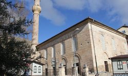 Tarihi Sultan Alaeddin Cami'nde Kadir Gecesi akşamı mevlidi şerif kıraat olunacak