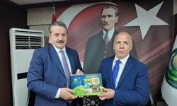 Artvin Borsası Başkanı Akyürek: İlimizde Ticaret Borsası’nın kurulmasında milletvekili Çelik’in imzası vardır
