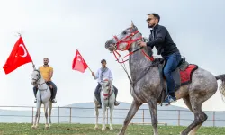 Anadolu Selçuklu Fotoğraf Derneği'nden atlı safari keyfi!