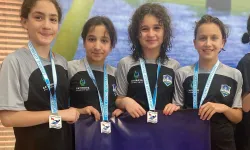 Kocaeli Çayırova’ya Türkiye yüzme şampiyonluğu geldi