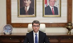 Amasya Valisi Önder Bakan’dan 1 Mayıs mesajı: “Halka hizmet, Hakk’a hizmettir”