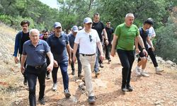 Antalya’da Gençlik Haftası yürüyüşü: Kahramanlıklarla dolu bir anma