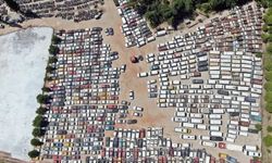 Antalya’da Yediemin Otoparkları araç mezarlığına döndü