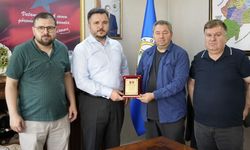 Artvin Trabzonspor Taraftarlar Derneğinden Orman Bölge Müdürü Gürsoy’a ziyaret