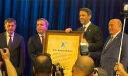 Bakan Alparslan Bayraktar’a Erzincan’da Fahri Hemşehrilik Beratı: “Erzincan beni bağrına bastı”