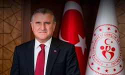 Bakan Bak'tan Hentbol Türkiye Kupası şampiyonlarına tebrik mesajı