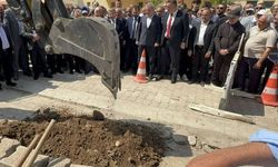 Eğirdir Pınar Pazarı’na doğalgaz için kazma vuruldu