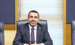 Kars Milletvekili Adem Çalkın, CHP Genel Başkanı Özgür Özel’e yönelik yapılan saldırıyı kınadı