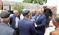 Kars Valisi Ziya Polat, Alpaslan Mahallesi'nde vatandaşlarla buluştu