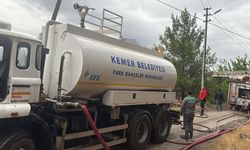 Kemer’de ev yangını