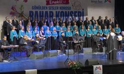 Mersin'de gönülden sesler korosundan ‘Bahar’ ziyafeti