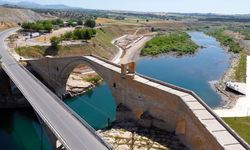 Tarihi köprüye yeni komşu: Malabadi mesire alanı