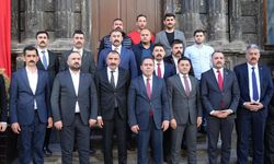 Ülkü Ocakları Genel Başkan Yardımcısı Nebioğlu, Kars Belediye Başkanı Senger'i ziyaret etti