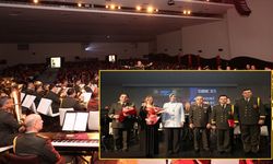 Vali Yiğitbaşı, TSK Armoni Mızıkası konserine katıldı