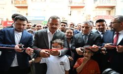 Ağıralioğlu Yalova’da esnafla buluştu, il binasının açılışını gerçekleştirdi