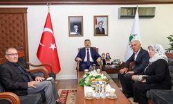 Artvin Valisi Ergün, şehit ailesini ağırladı