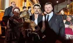 Bilecik Pazaryeri'nde gelenekler mizahla buluştu