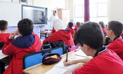 Çoklu yabancı dil modeli 81 ilde genişliyor... Ortaokulun tüm sınıflarında