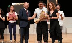 Denizli’de 10 günlük tiyatro şöleni "Deli Bayramı" ile taçlandı