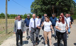 Düzce Belediye Başkanı Dr. Faruk Özlü Tarım Akademisi'nde ilk ata tohumunu dikti