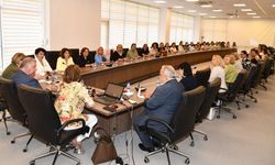 Girişimci kadınlar Isparta'da geleceği konuştu