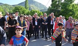 Isparta'da 400 yıllık kurban indirme geleneği sürdürülüyor