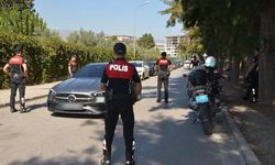 İzmir'de Suçluya Geçit Yok: 26 Yıl Hapis Cezalı İstismar Zanlısı Yakalandı!