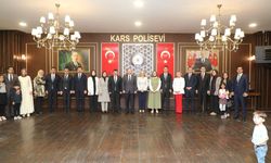 Kars Valisi Ziya Polat, yeni görev yerlerine atanan mülki idare amirleri ile veda programında buluştu