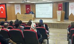 Kars'ta “Aile Yılı Söyleşileri” kapsamında aile bağlarının gücü konuşuldu