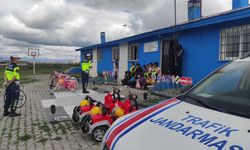 Kars’ta öğrencilere trafik eğitimi düzenlendi