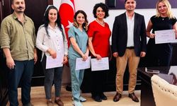 Kars'ta organ bağışına katkı sağlayan sağlık çalışanlarına teşekkür belgesi verildi