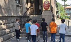 Koruma altındaki çocuklardan Anıtkabir ve Birinci Meclis’e yolculuk