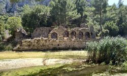 Olympos’ta Roma Dönemi kaya mezarları ziyarete açıldı