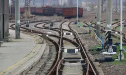 Rusya’da yolcu treni üzerine köprü çöktü: 7 ölü