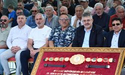 Veysel Tipioğlu, Sekapark Er Meydanı’nda pehlivanlarla buluştu