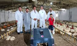 ÇOMÜ’lü akademisyenlerden kümes hastalıklarında erken teşhis için yapay zeka destekli robot: BroBot