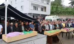 Gurbetçi aileden 3 kişi gözyaşları ile toprağa verildi