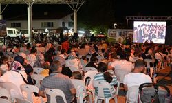 Mehmet Tönge’de açık hava sinema keyfi