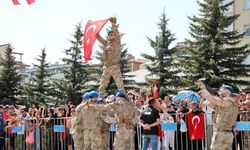 Kars’ta Komandoların yaptığı gösteri beğeni topladı