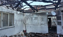 Kocaeli Büyükşehir’den evi yanan vatandaşa yardım eli