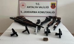 Serik'te kaçak silah operasyonu