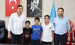 Spor sever gençler Aksu belediyesi’ne ziyaret etti