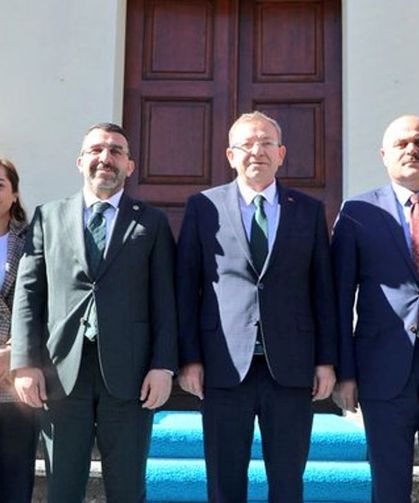 Kars Valisi Ziya Polat’a AK Parti heyetinden ziyaret