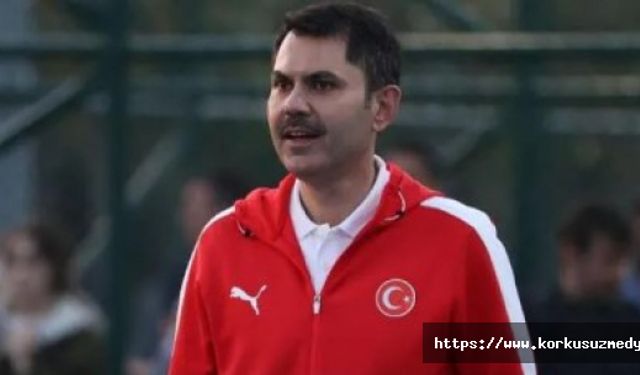 Bakan Kurum gençlerle basketbol oynadı: Türkiye Yüzyılı gençliğin yüzyılı olsun